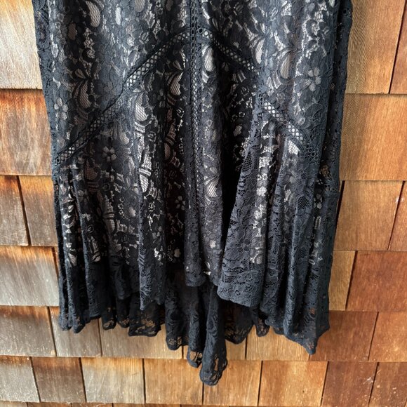 NWT Taylor Black Lace V-Neck Evening/Cocktail Dress in Women's 14 - Picture 13 of 15